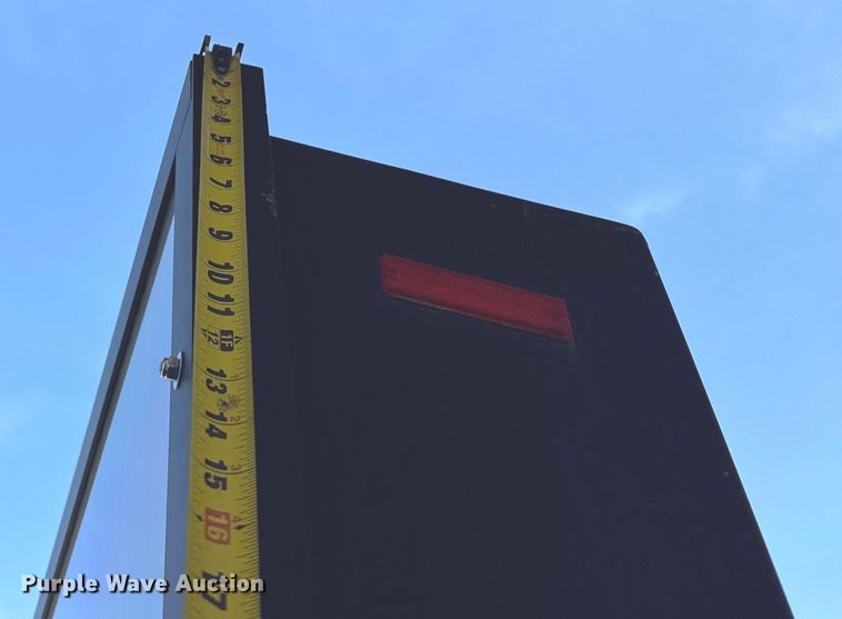 image for item FB0799 2007 Ver-Mac message board trailer