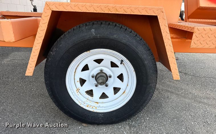 image for item FB0799 2007 Ver-Mac message board trailer