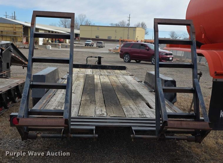 image for item FI0797 2002 Fannin Road Hog tilt deck equipment trailer