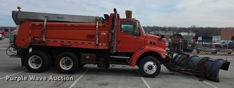 image for item FI0831 2005 Sterling LT7500 dump truck