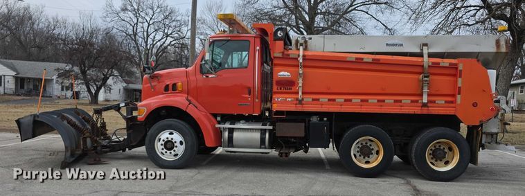 image for item FI0831 2005 Sterling LT7500 dump truck