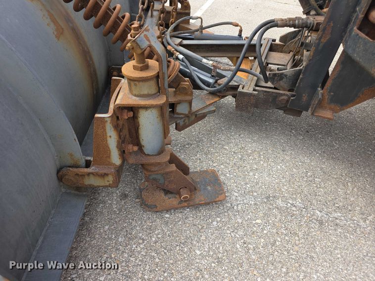 image for item FI0831 2005 Sterling LT7500 dump truck