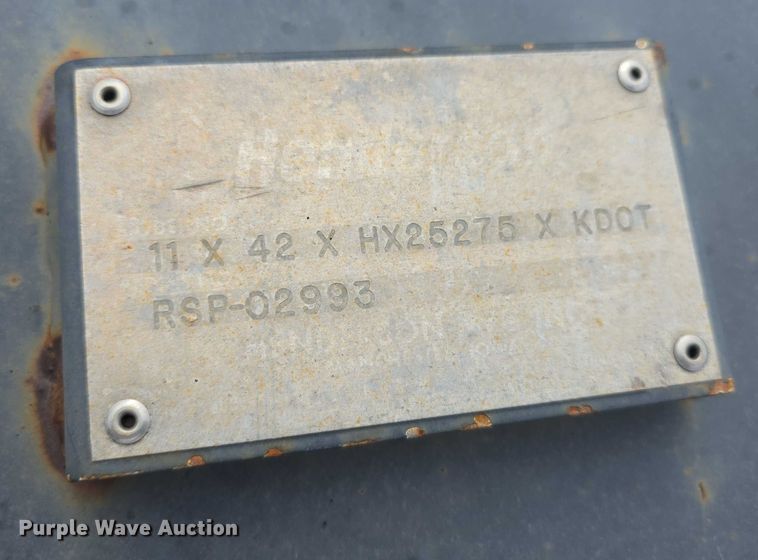 image for item FI0831 2005 Sterling LT7500 dump truck