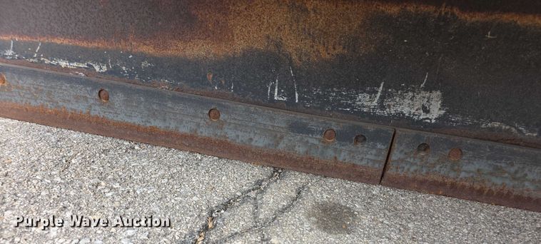 image for item FI0831 2005 Sterling LT7500 dump truck