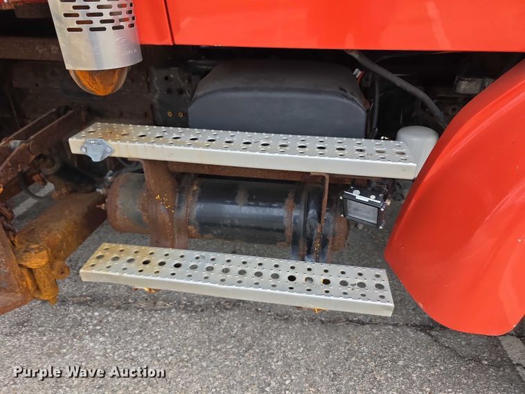 image for item FI0831 2005 Sterling LT7500 dump truck