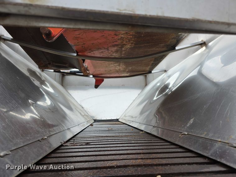 image for item FI0831 2005 Sterling LT7500 dump truck