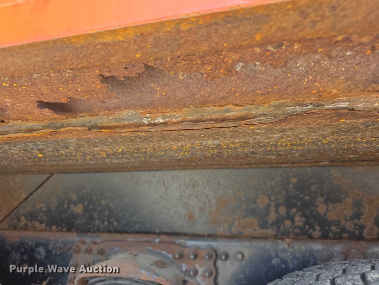 image for item FI0831 2005 Sterling LT7500 dump truck