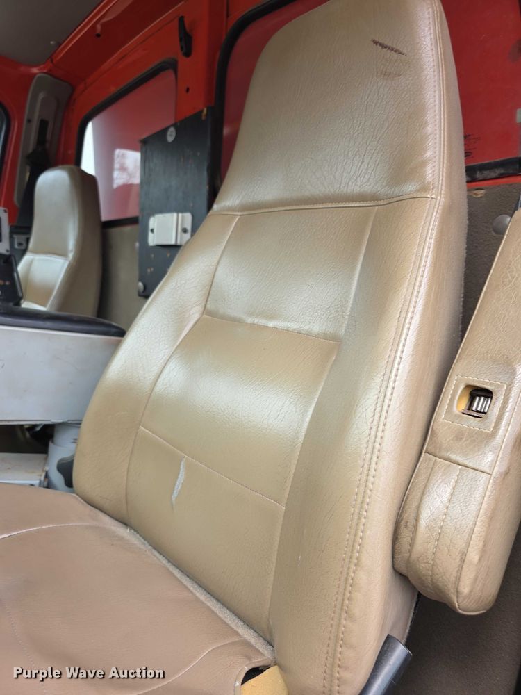 image for item FI0831 2005 Sterling LT7500 dump truck