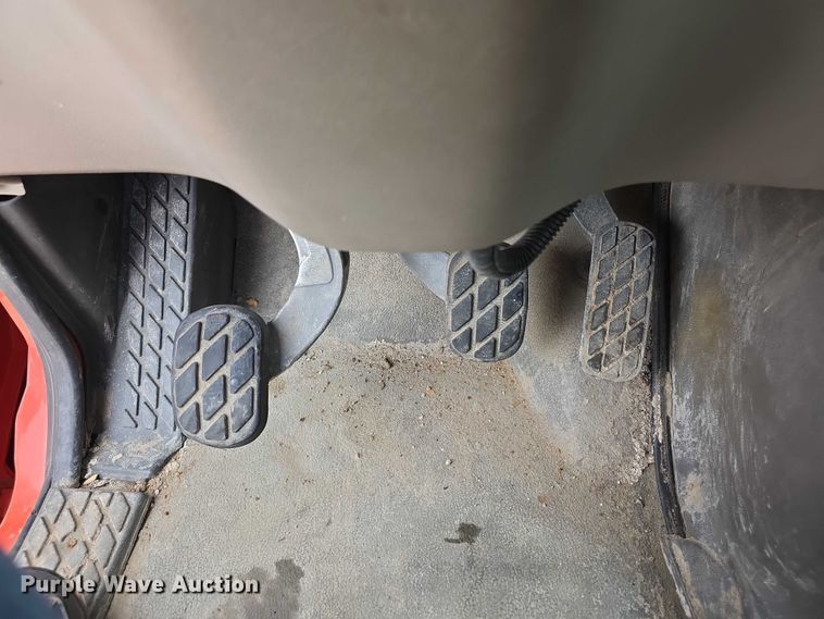 image for item FI0831 2005 Sterling LT7500 dump truck