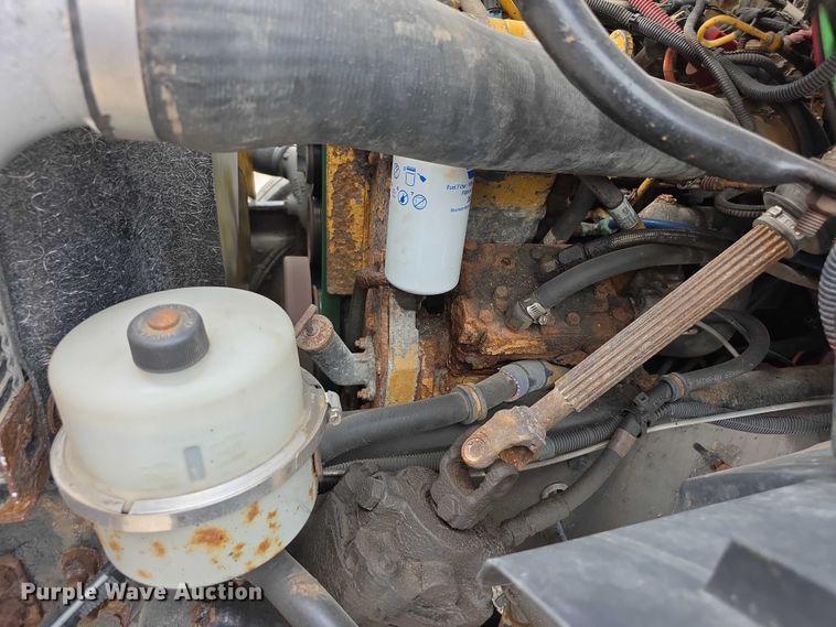 image for item FI0831 2005 Sterling LT7500 dump truck