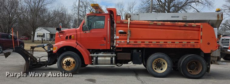 image for item FI0832 2005 Sterling LT7500 dump truck