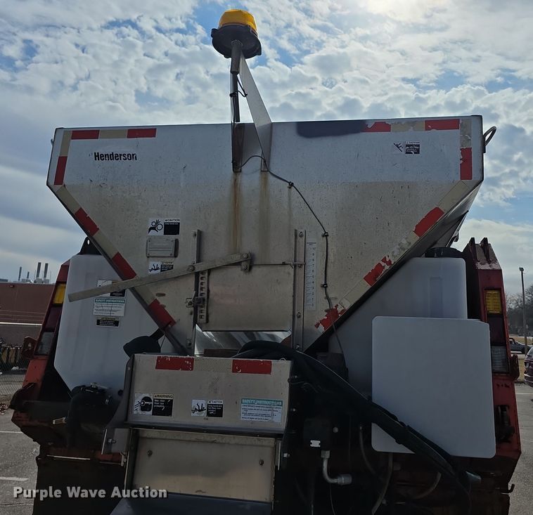 image for item FI0832 2005 Sterling LT7500 dump truck