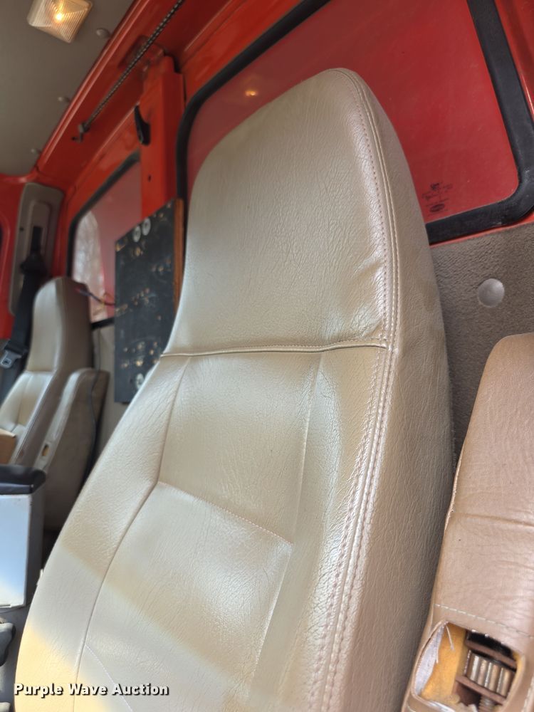 image for item FI0832 2005 Sterling LT7500 dump truck