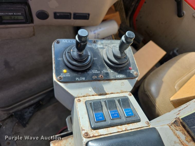 image for item FI0832 2005 Sterling LT7500 dump truck