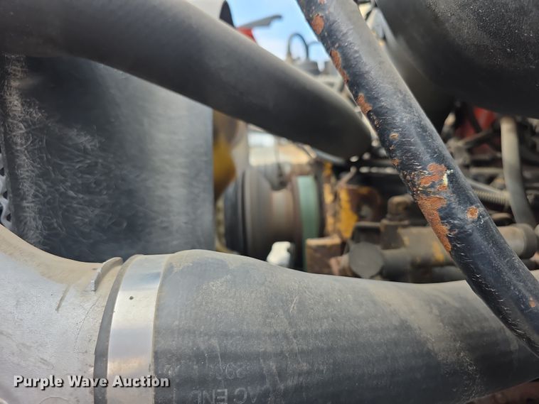 image for item FI0832 2005 Sterling LT7500 dump truck