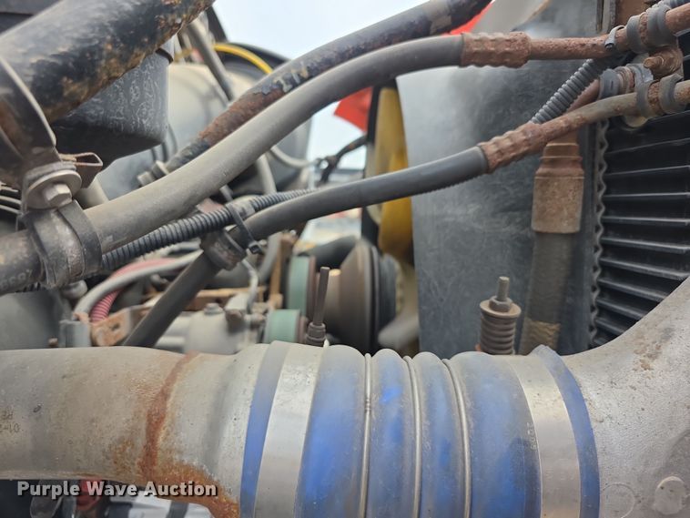 image for item FI0832 2005 Sterling LT7500 dump truck