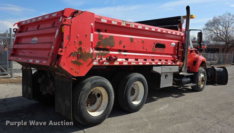 image for item FI0833 2009 Sterling 7500 dump truck