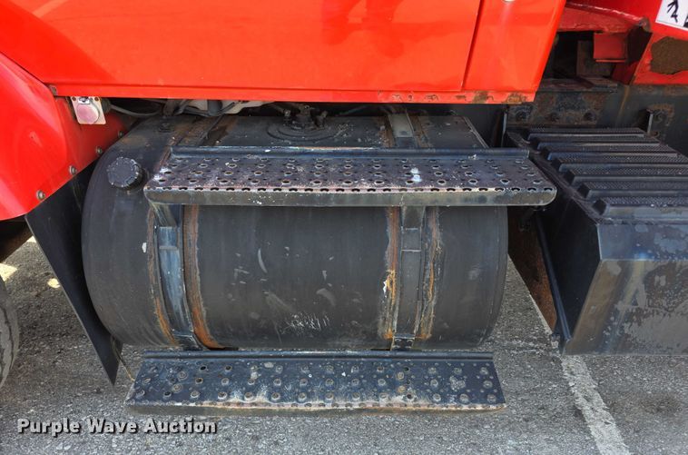 image for item FI0833 2009 Sterling 7500 dump truck