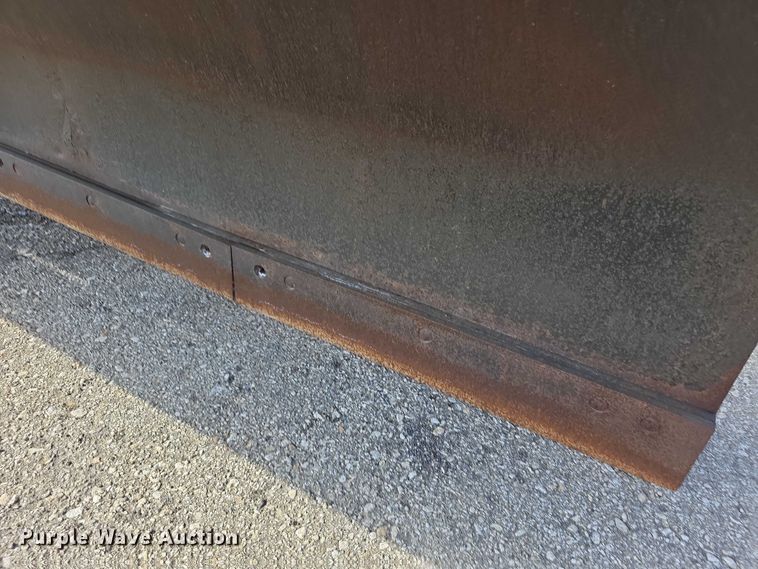 image for item FI0833 2009 Sterling 7500 dump truck