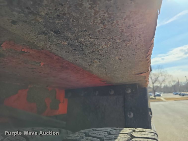 image for item FI0833 2009 Sterling 7500 dump truck