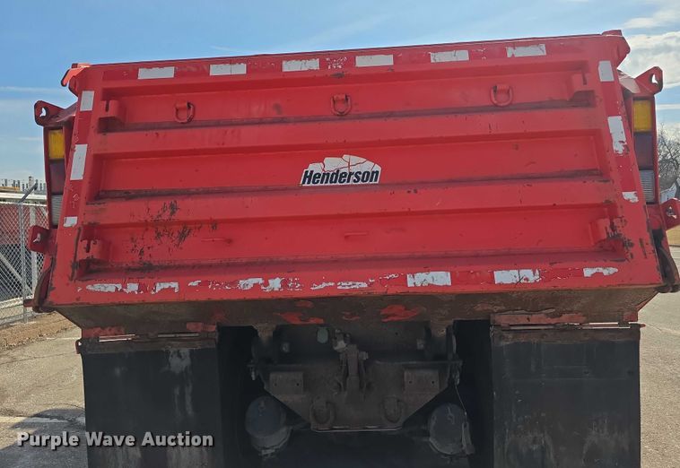 image for item FI0833 2009 Sterling 7500 dump truck