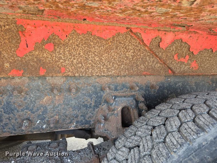 image for item FI0833 2009 Sterling 7500 dump truck