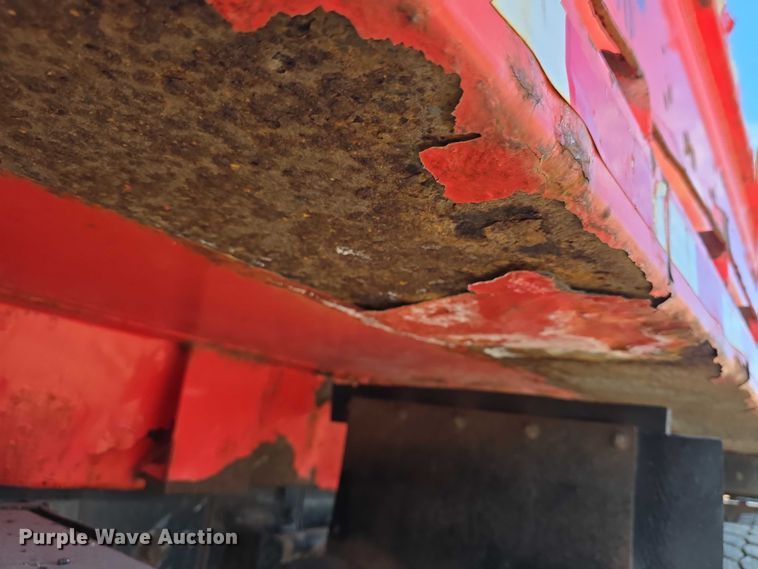 image for item FI0833 2009 Sterling 7500 dump truck