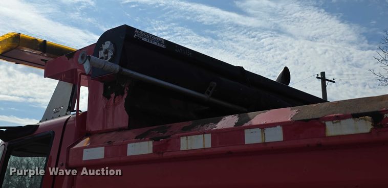 image for item FI0833 2009 Sterling 7500 dump truck