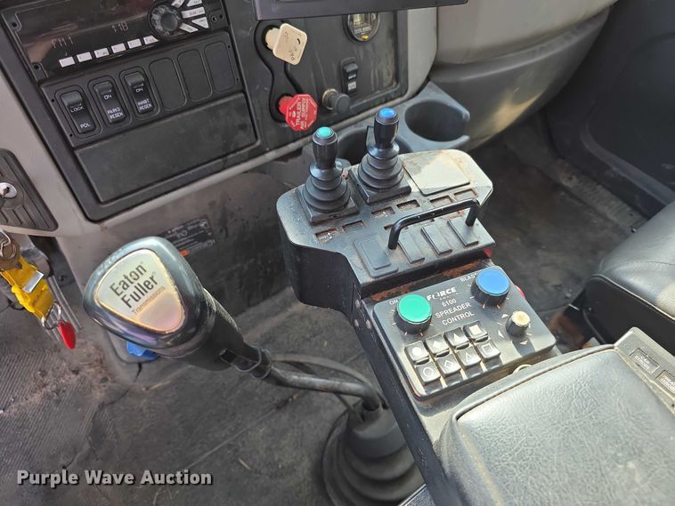 image for item FI0833 2009 Sterling 7500 dump truck