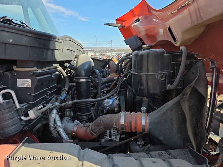 image for item FI0833 2009 Sterling 7500 dump truck