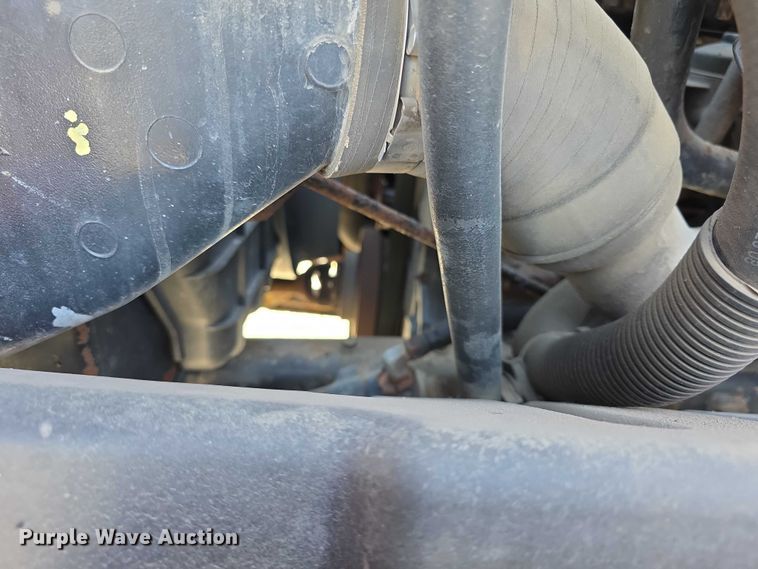 image for item FI0833 2009 Sterling 7500 dump truck