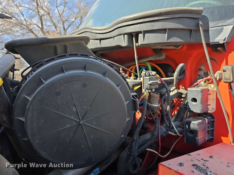 image for item FI0833 2009 Sterling 7500 dump truck