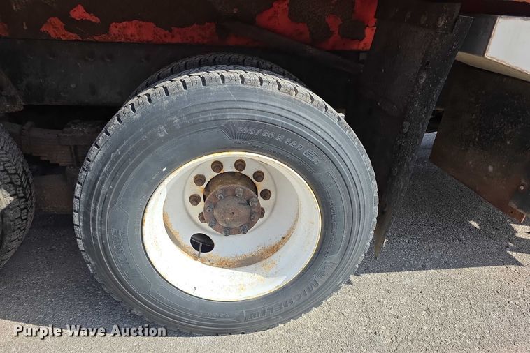 image for item FI0833 2009 Sterling 7500 dump truck