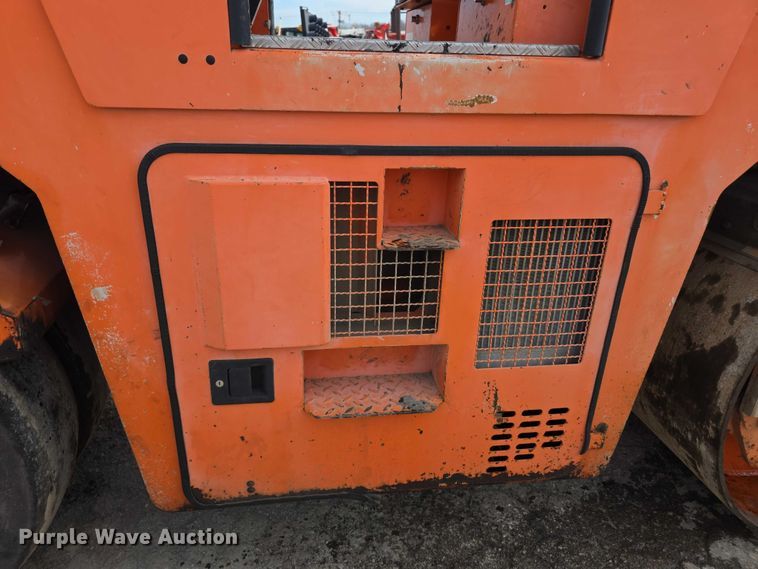 image for item FI0835 1999 Hamm DV6 combination vibratory roller