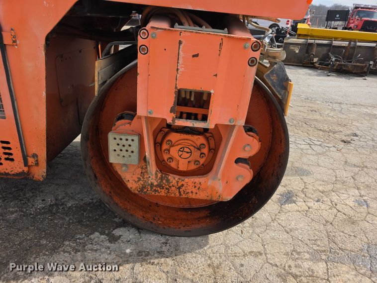 image for item FI0835 1999 Hamm DV6 combination vibratory roller
