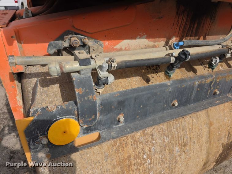 image for item FI0835 1999 Hamm DV6 combination vibratory roller