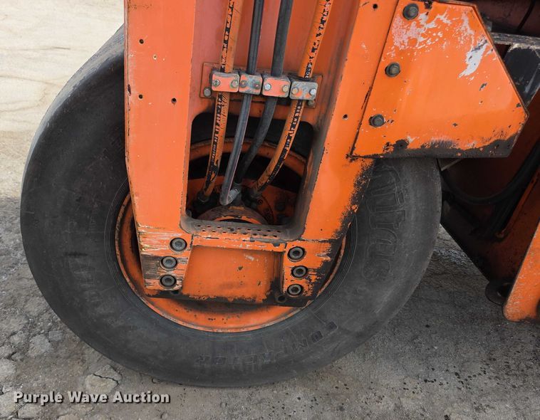 image for item FI0835 1999 Hamm DV6 combination vibratory roller