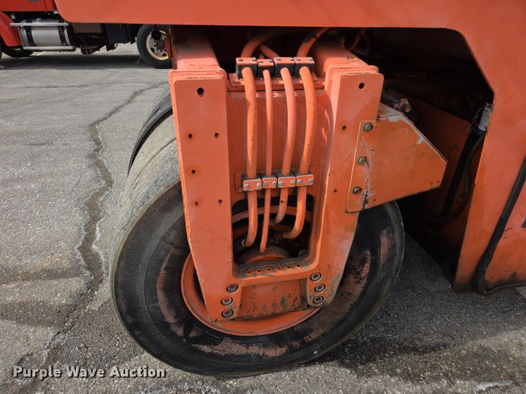 image for item FI0836 1997 Hamm DV6 combination vibratory roller