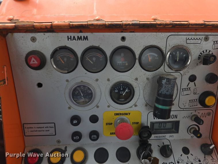 image for item FI0836 1997 Hamm DV6 combination vibratory roller