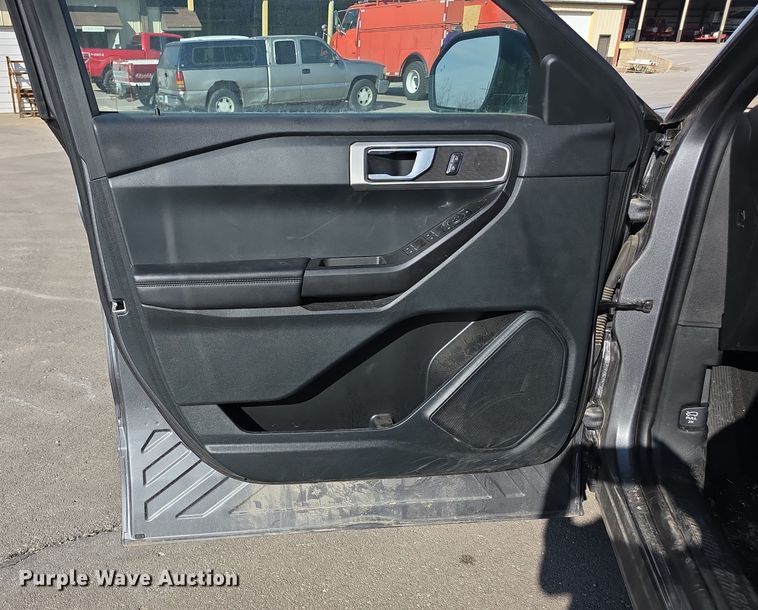 image for item FI0838 2023 Ford Explorer SUV