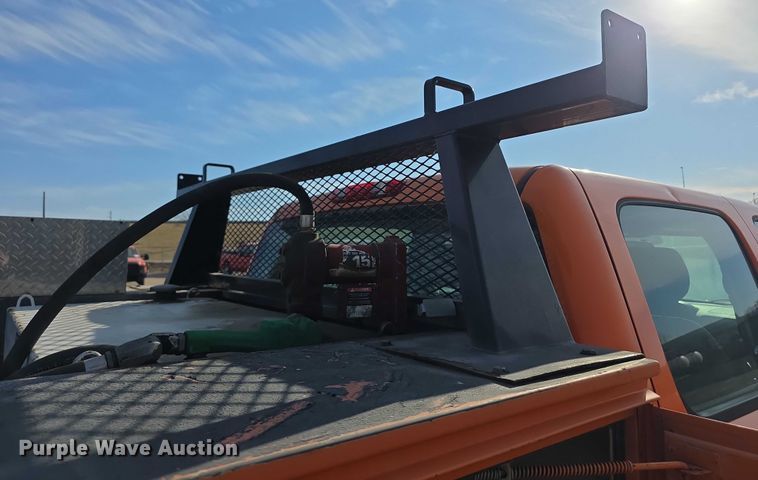 image for item FI0839 2013 Chevrolet Silverado 2500HD Crew Cab utility bed pickup truck