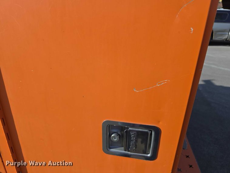 image for item FI0839 2013 Chevrolet Silverado 2500HD Crew Cab utility bed pickup truck