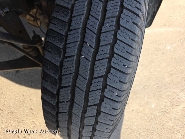 image for item FI0839 2013 Chevrolet Silverado 2500HD Crew Cab utility bed pickup truck