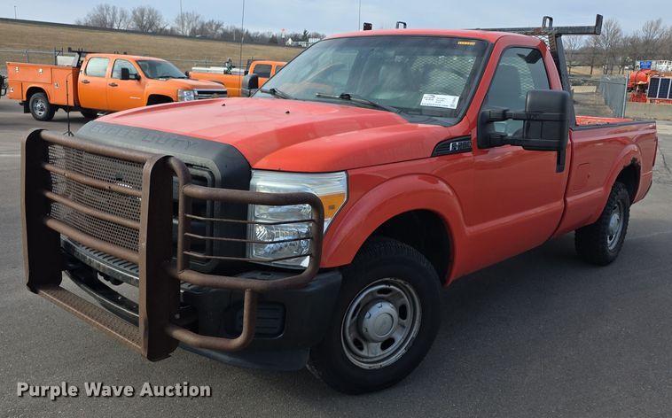 image for item FI0840 2011 Ford F250 Super Duty pickup truck