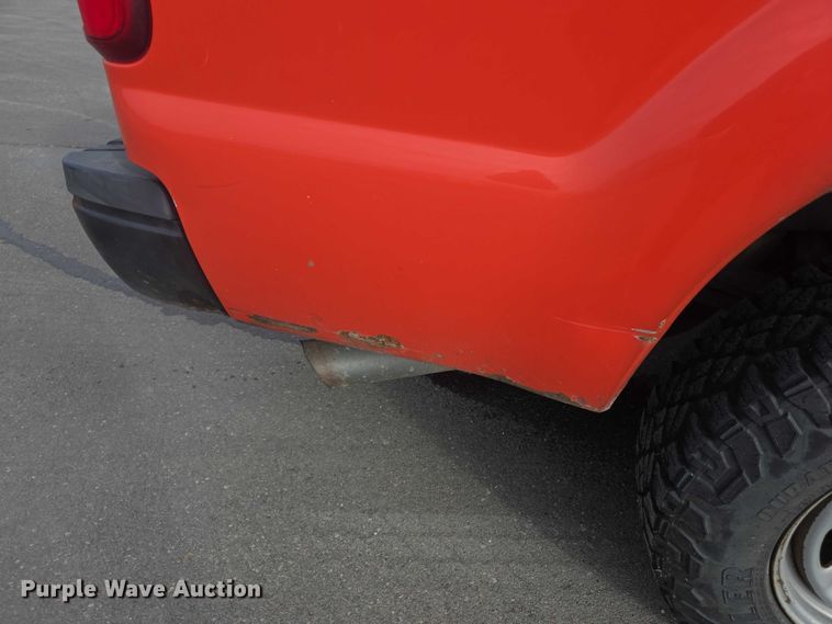 image for item FI0840 2011 Ford F250 Super Duty pickup truck