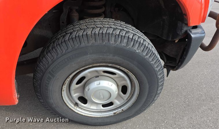 image for item FI0840 2011 Ford F250 Super Duty pickup truck