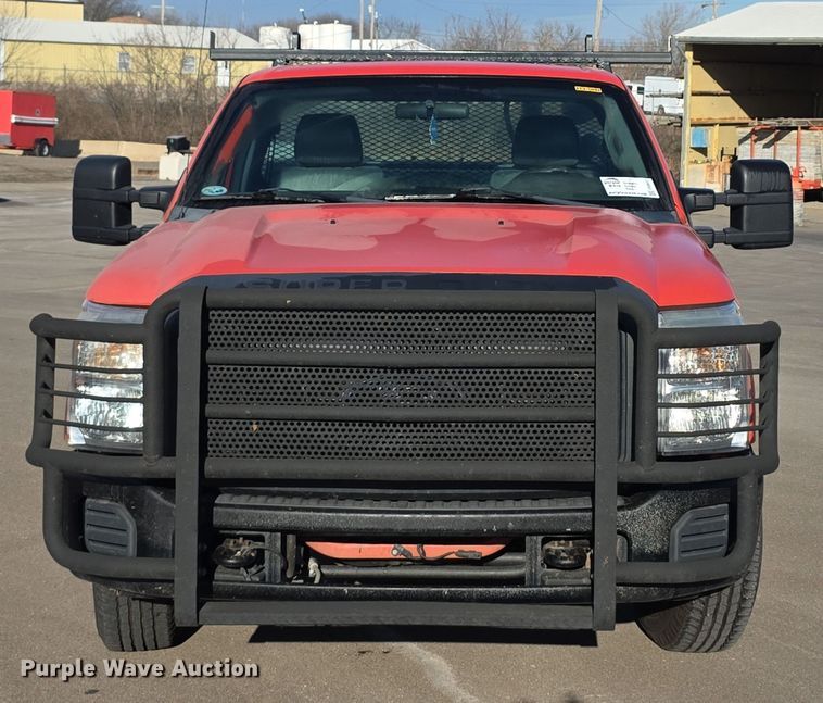 image for item FI0841 2011 Ford F250 Super Duty pickup truck