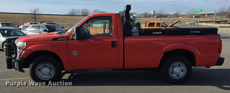 image for item FI0841 2011 Ford F250 Super Duty pickup truck