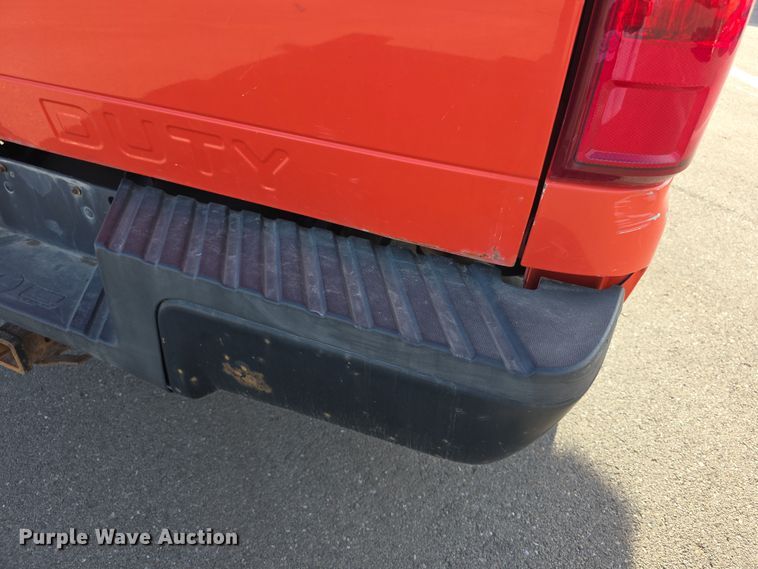 image for item FI0841 2011 Ford F250 Super Duty pickup truck