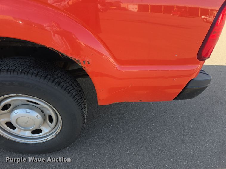 image for item FI0841 2011 Ford F250 Super Duty pickup truck